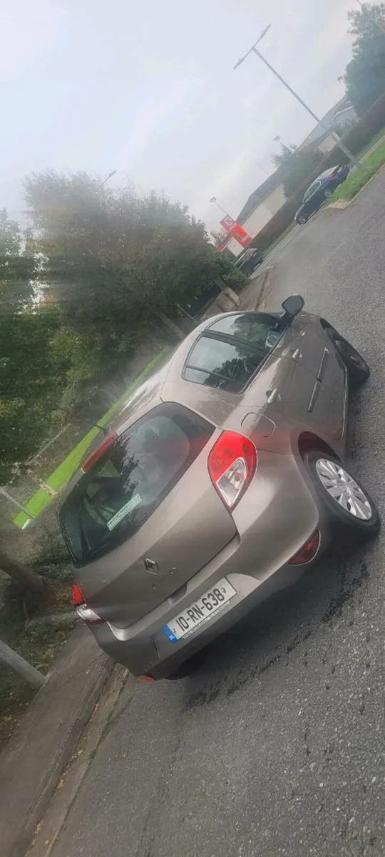 Car - Image 2