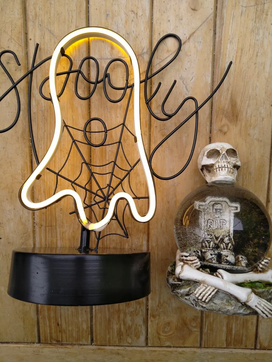 Halloween decorations - Image 4