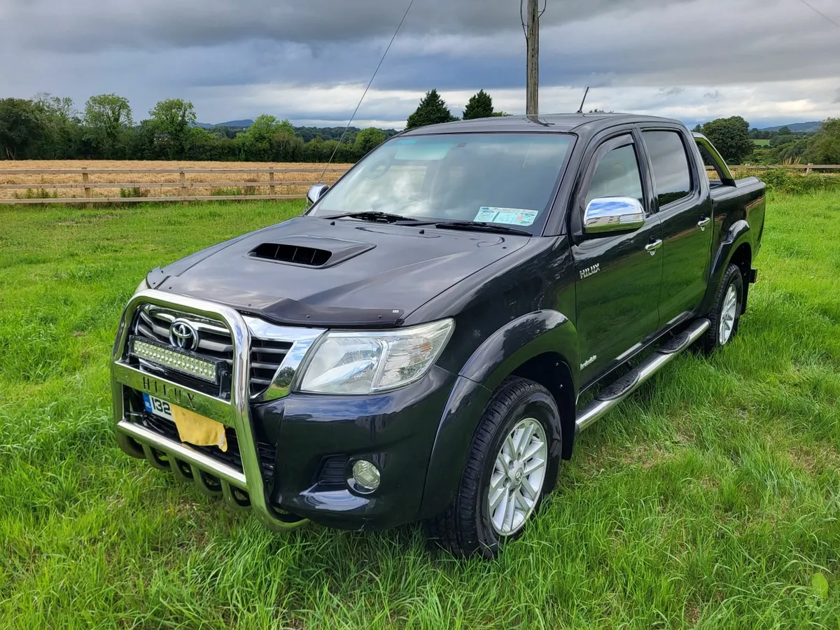 Toyota Hilux 2013 - Image 2