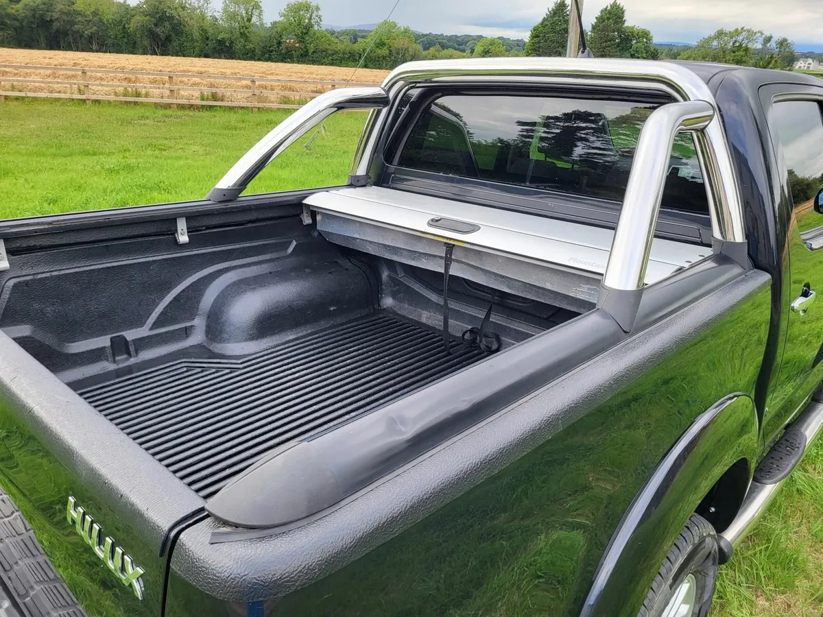 Toyota Hilux 2013 - Image 3