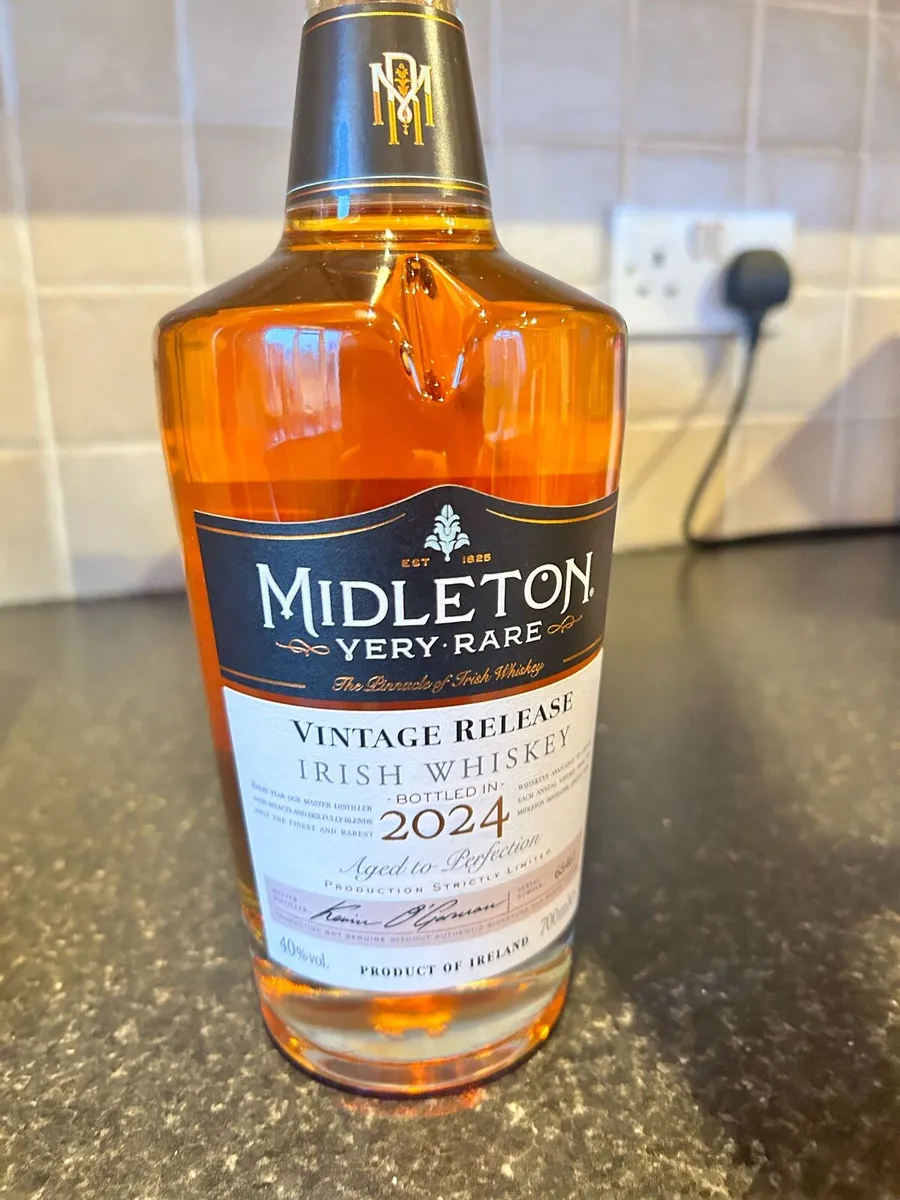 Whiskey - Image 2