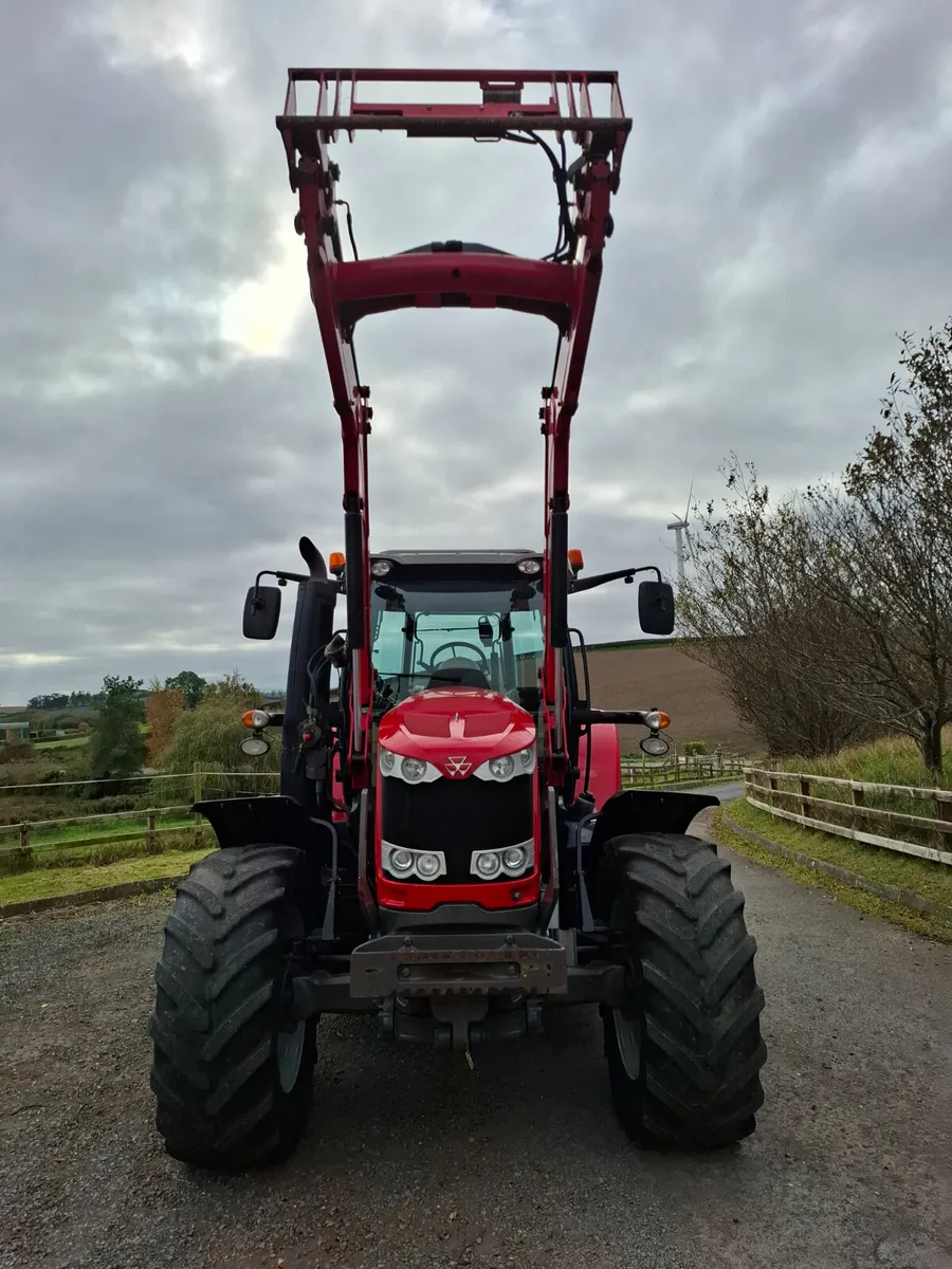 2017 Massey Ferguson 6715s - Image 2