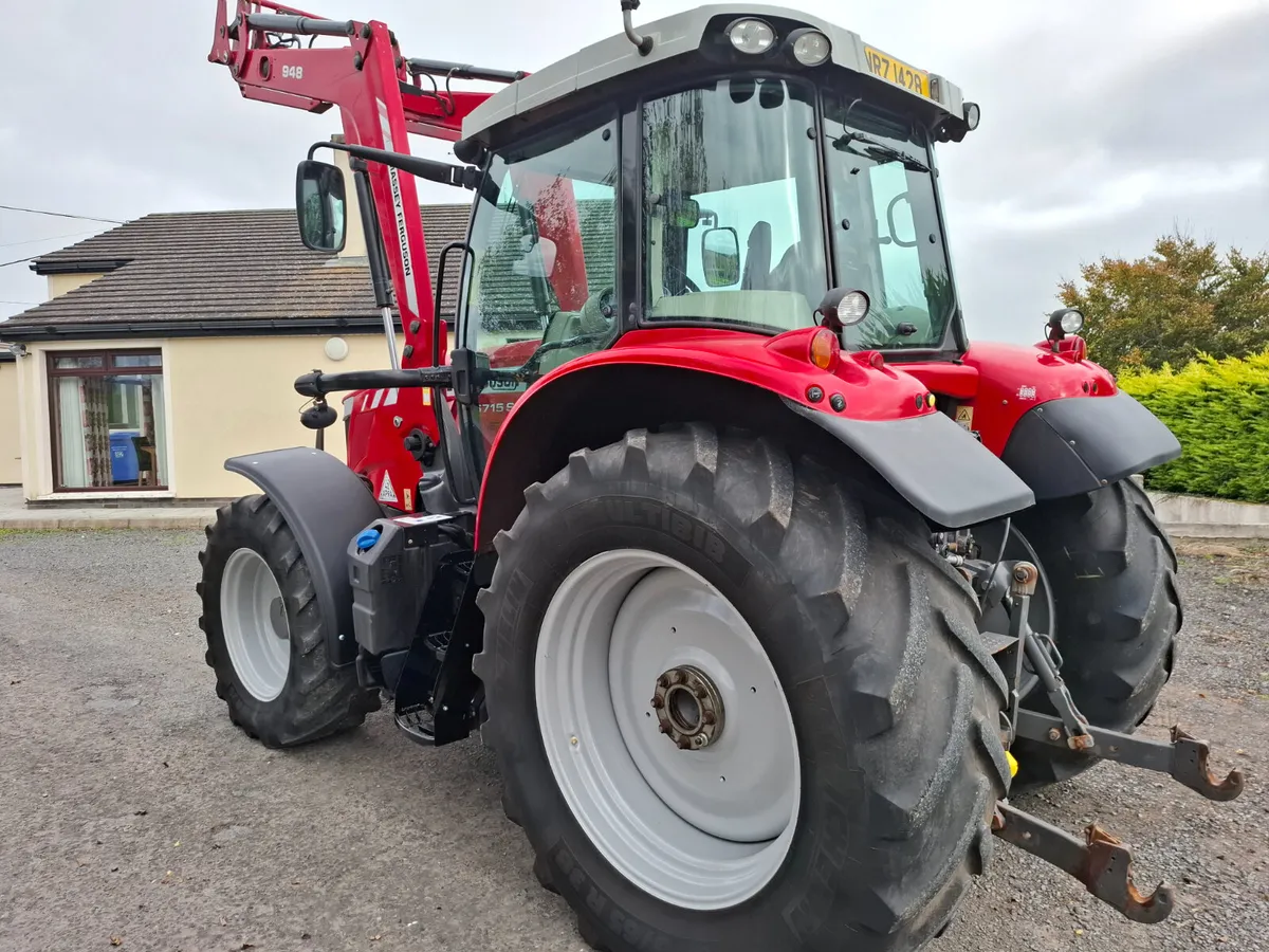 2017 Massey Ferguson 6715s - Image 4