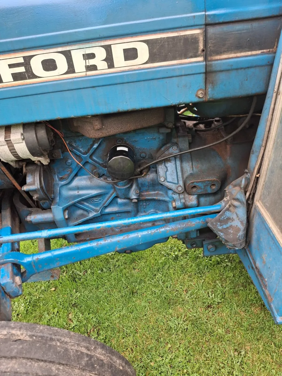 Ford 3910 - Image 3