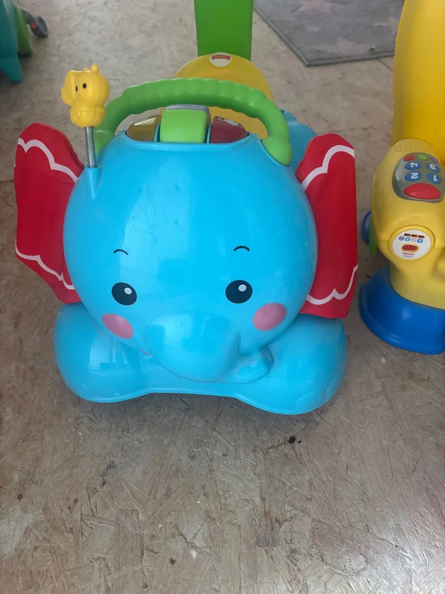 Assortment of baby toys - Image 2