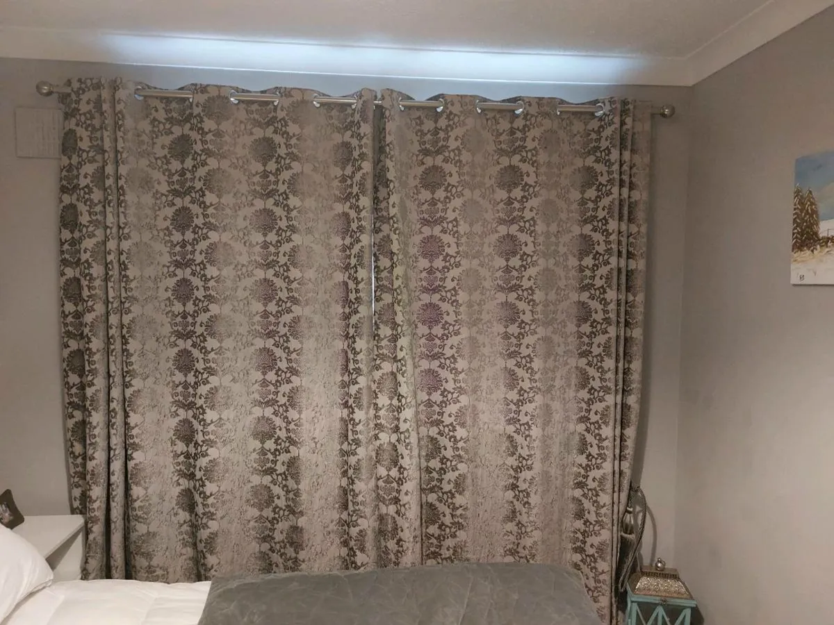 Curtains - Image 1