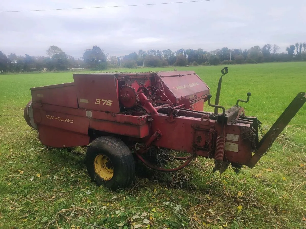 New Holland 376 Baler - Image 4