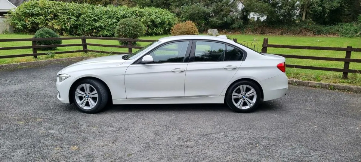 BMW 318D F30 Sport - Image 2