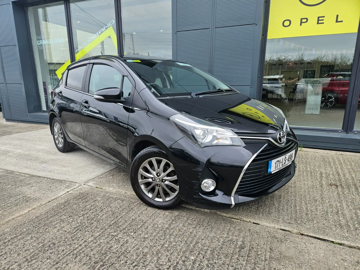 Toyota Yaris 2017 Sol - Image 1