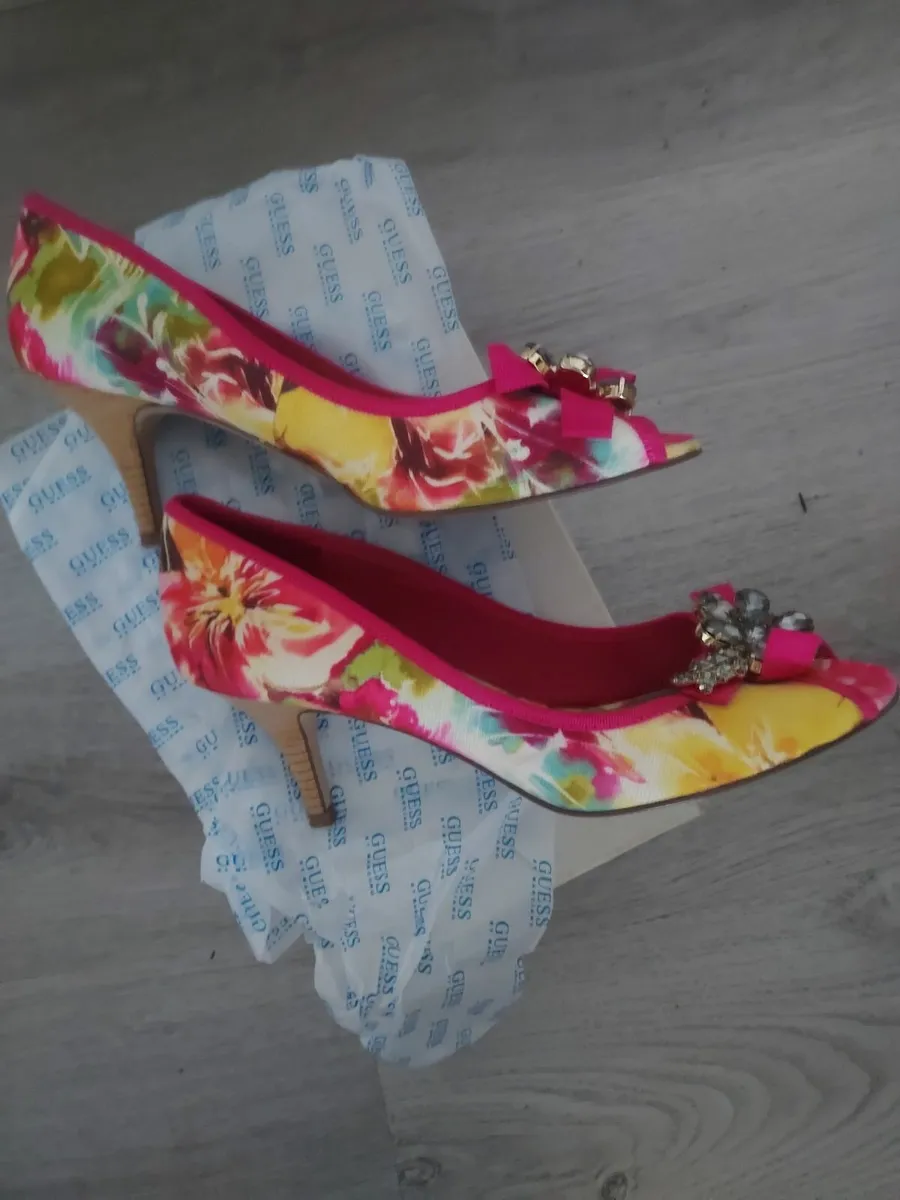 Guess Shoes - Image 4