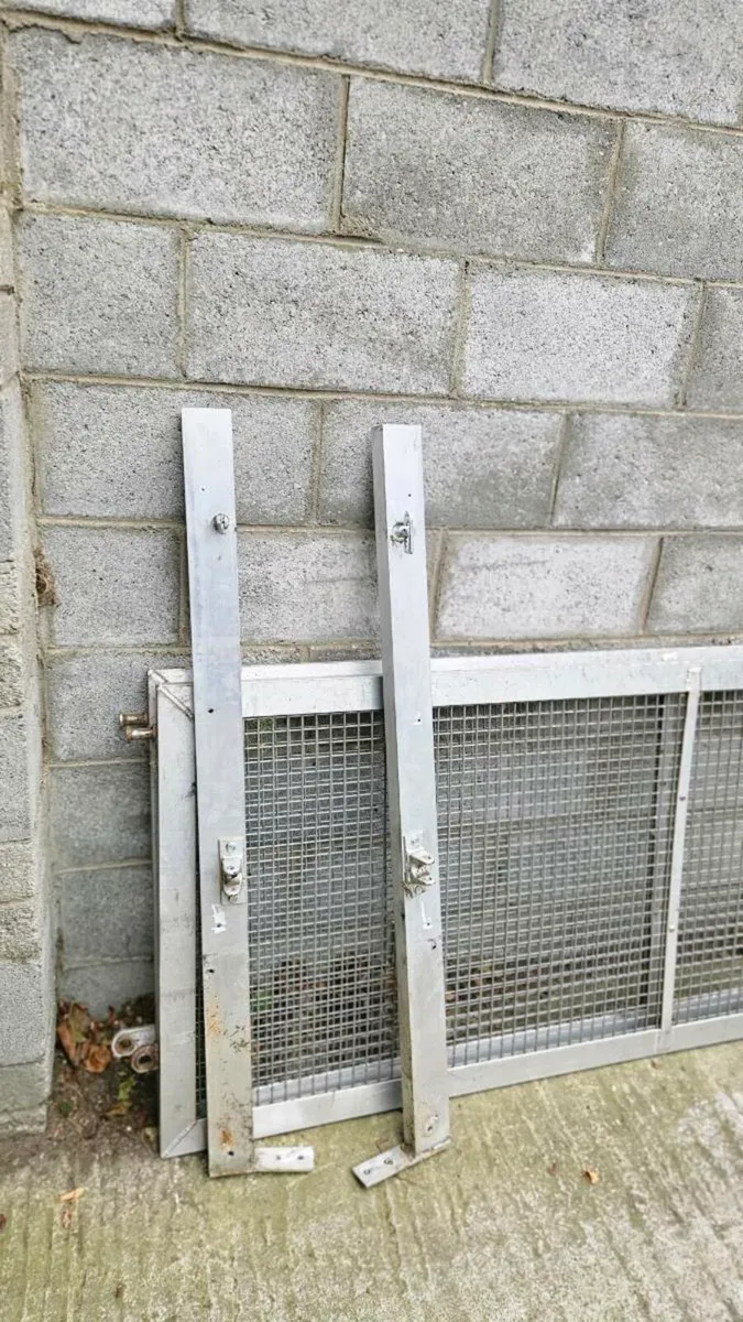 Alliulium & galvanised steel cage sites - Image 2