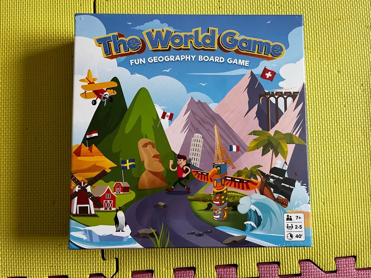 Boardgames / tech deck skateboarding set/mini golf - Image 3