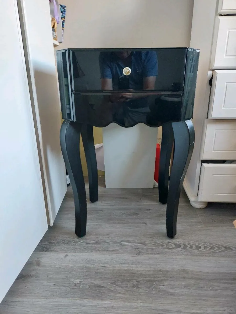 Side table - Image 2