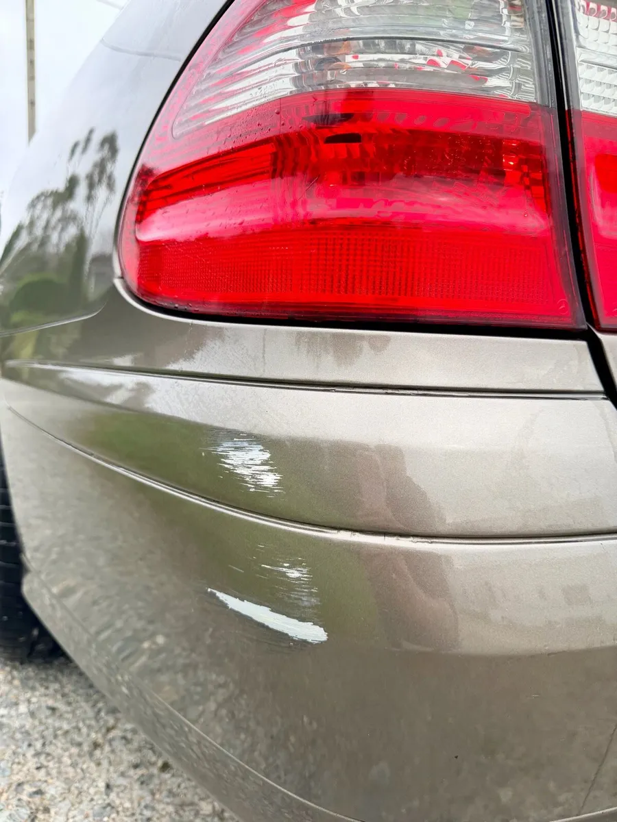 Mercedes E200 Estate - Image 4