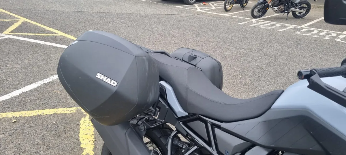 Suzuki DL800DE V-Strom - Image 4