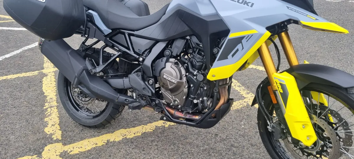 Suzuki DL800DE V-Strom - Image 3