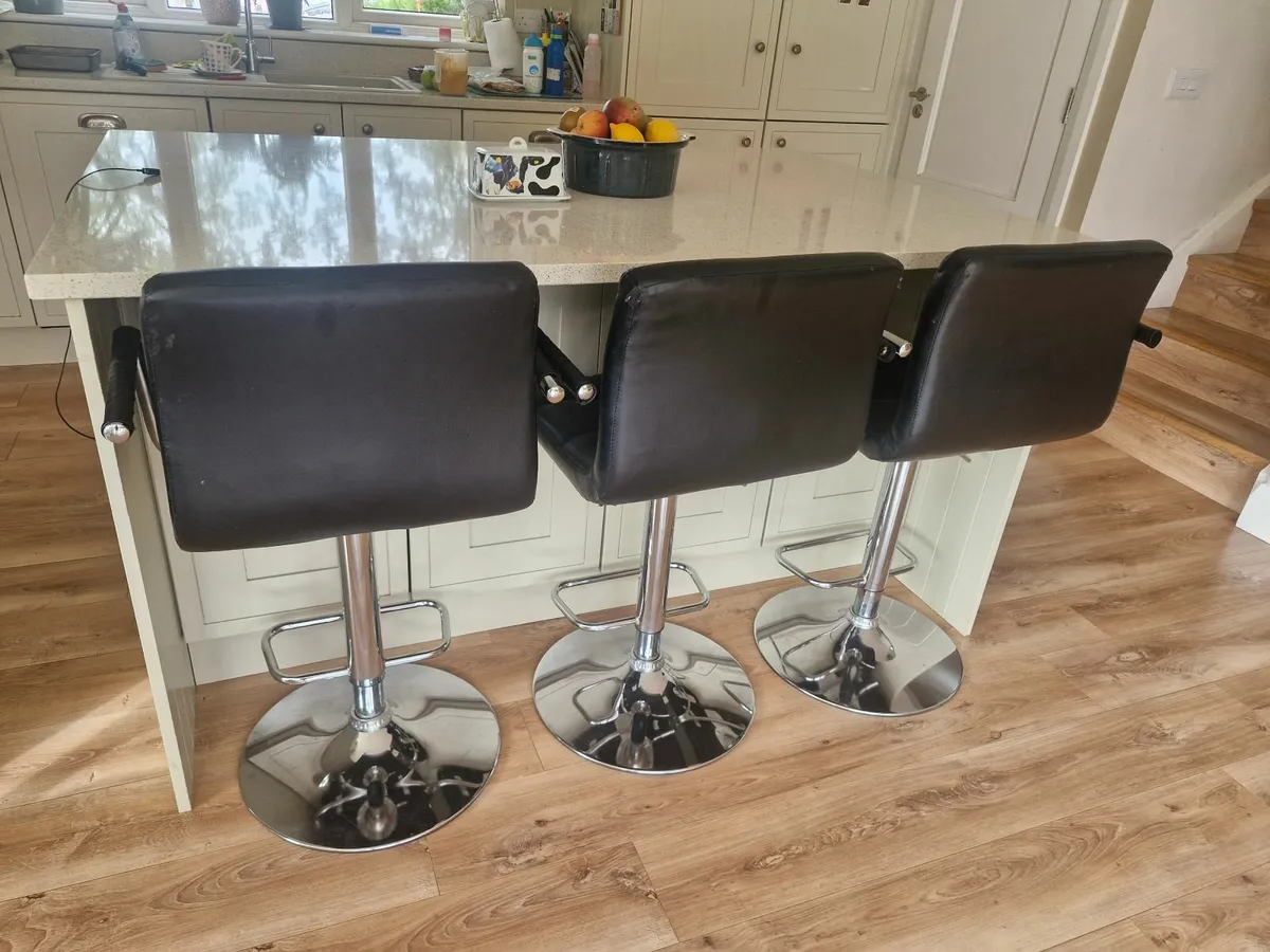 High stool - Image 2