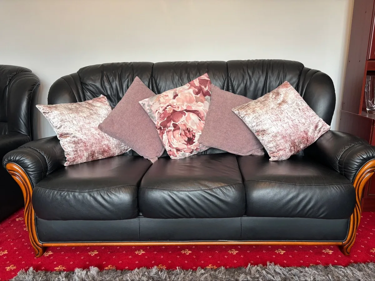 Leather Furniture Suite - Image 1