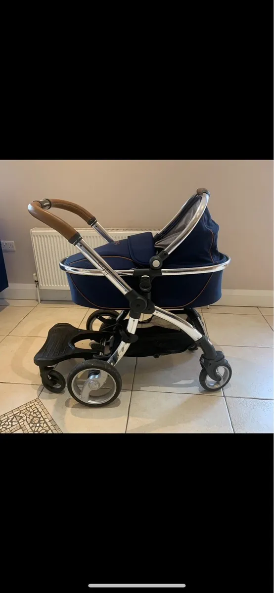 Egg regal blue stroller - Image 3