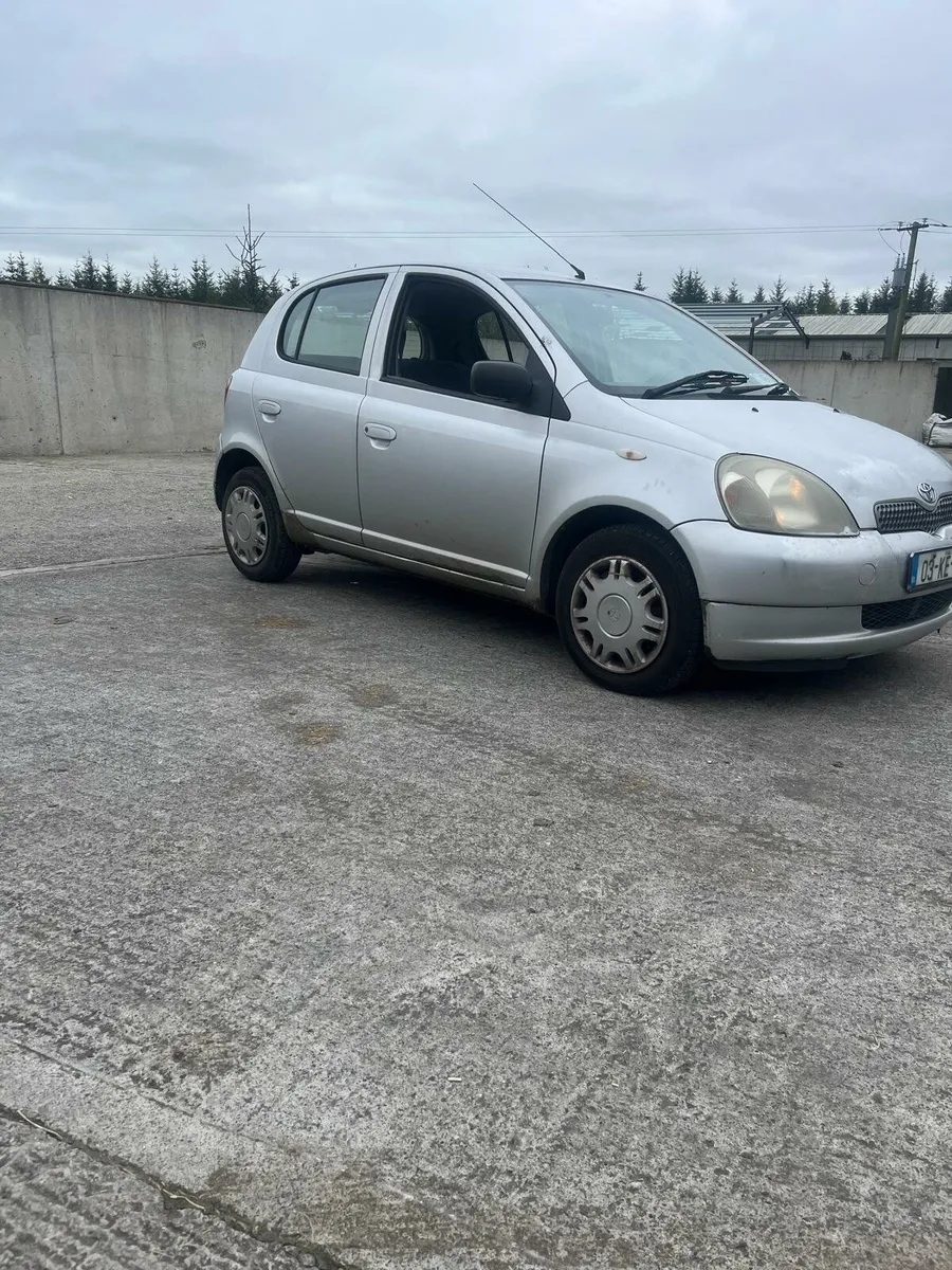 Toyota Yaris - Image 4