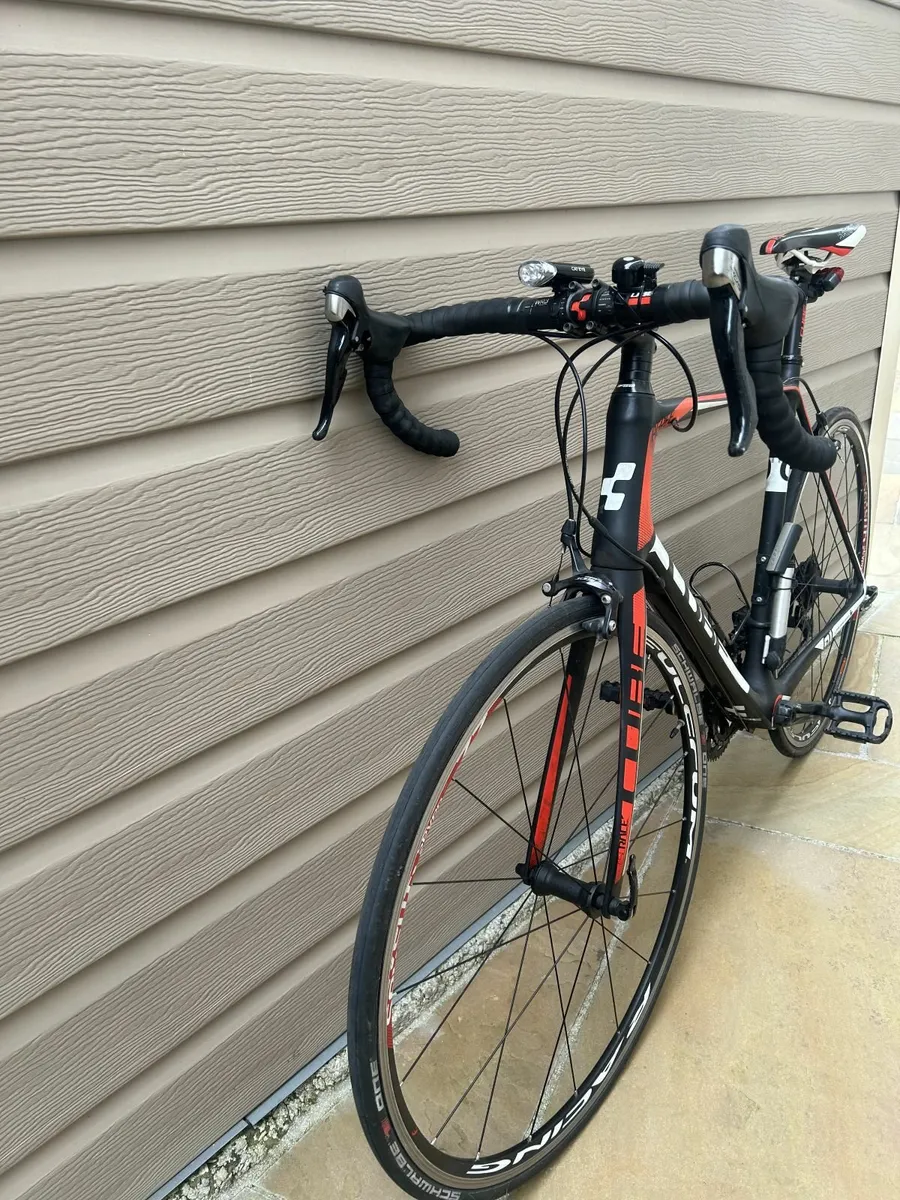 Cube Agree - High Performance Road Bike - Image 2