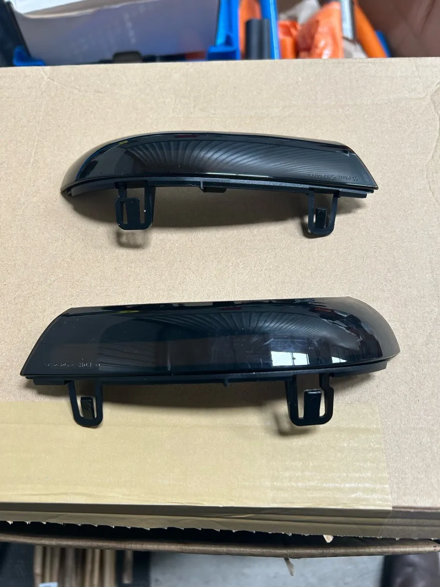 Led Dynamic Indicators for Mk5 Jetta/Golf B6Passat - Image 1