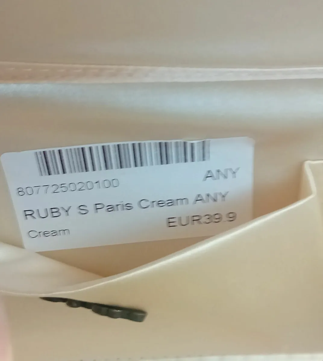 New Handbag - Image 3