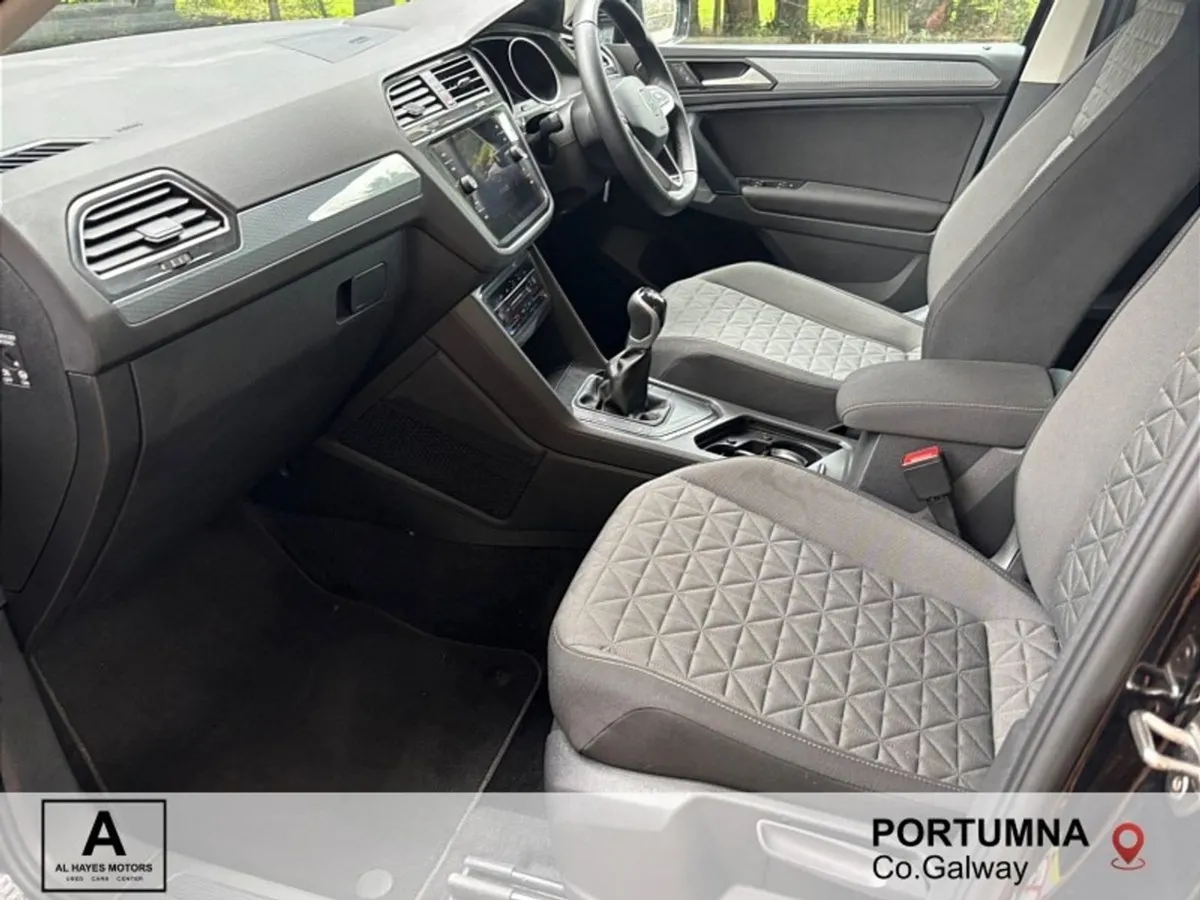 Volkswagen Tiguan Life 2.0 TDI 6speed 122BHP - Image 4