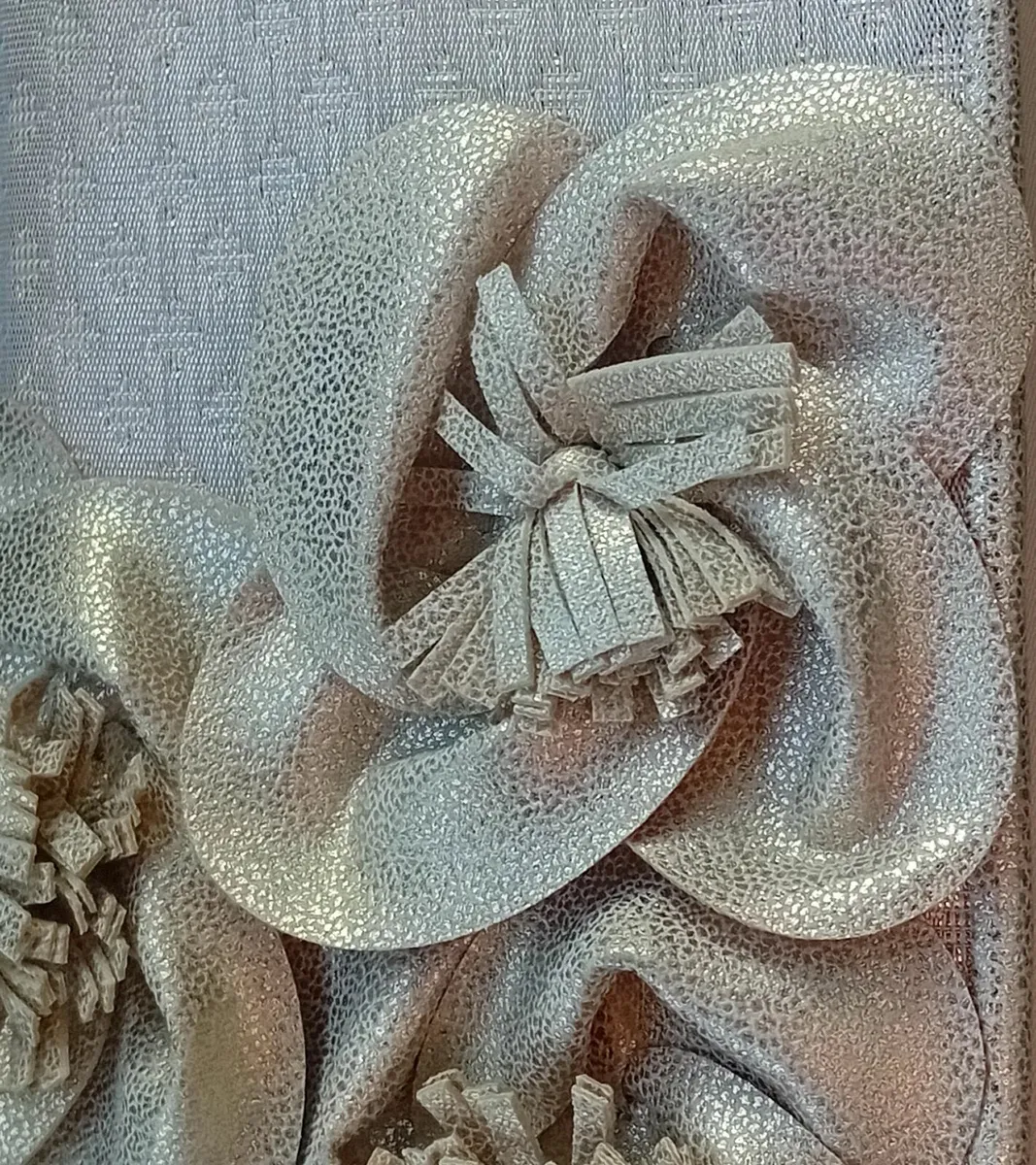 New Handbag - Image 4