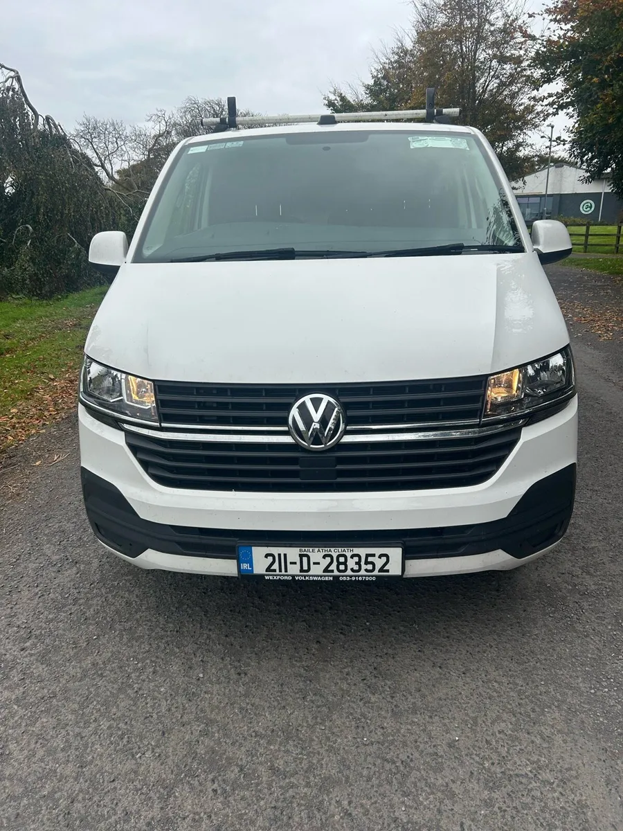 211 Volkswagen Transporter 2.0 TDI - Image 2