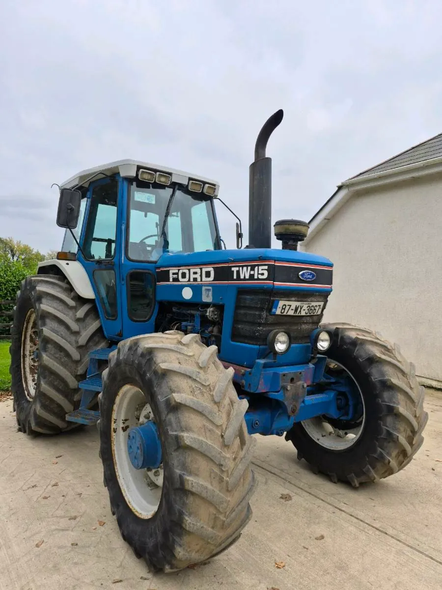 Ford TW15 s/q 1987 - Image 2
