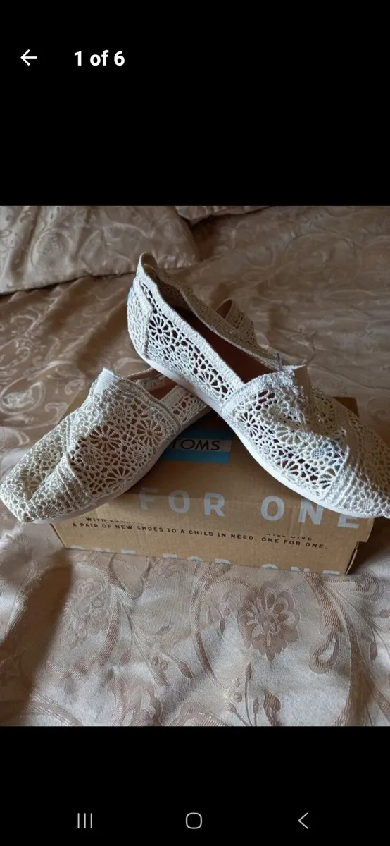 Ladies Toms crochet shoes brand new - Image 1