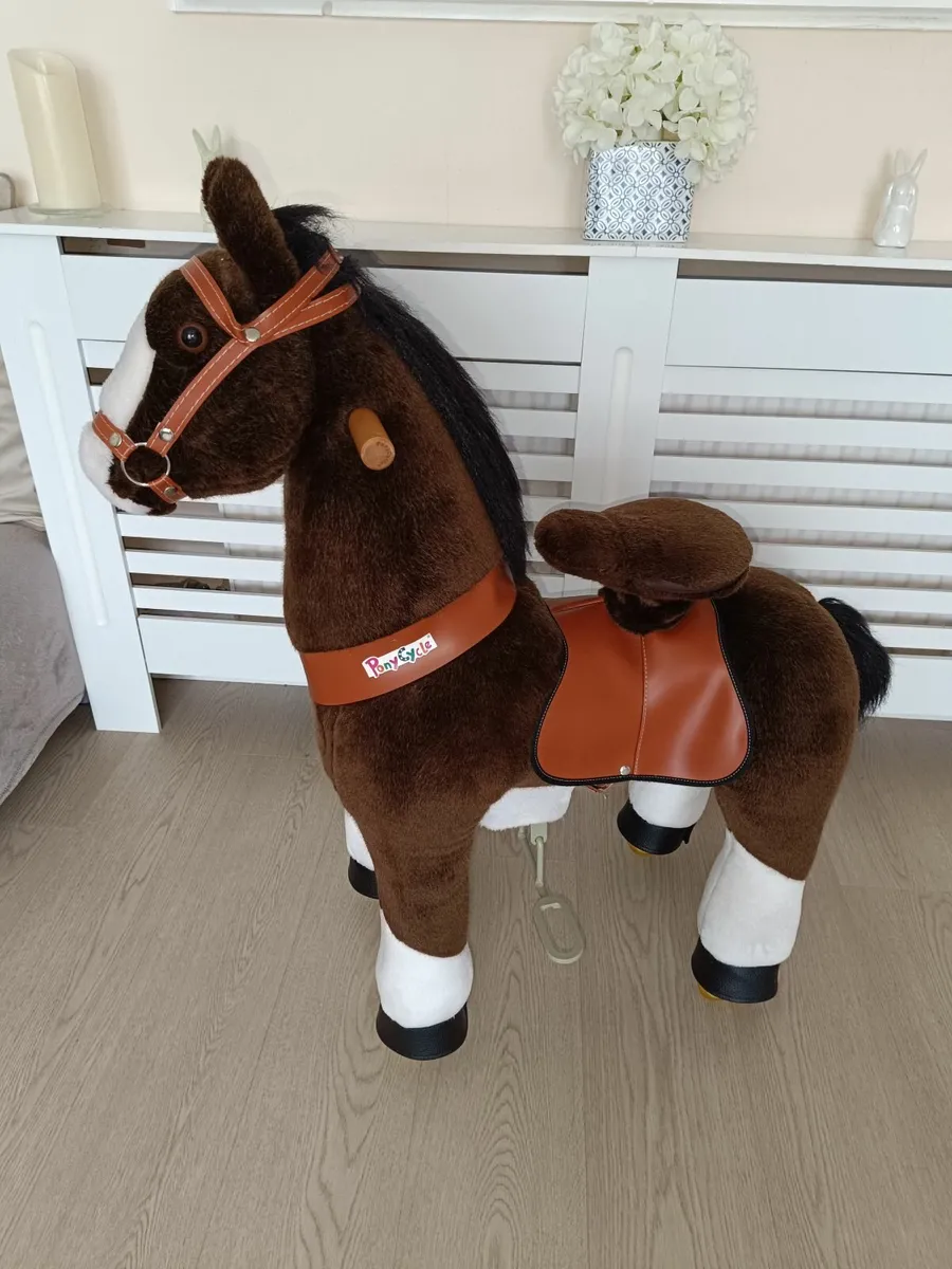Toy - Image 2
