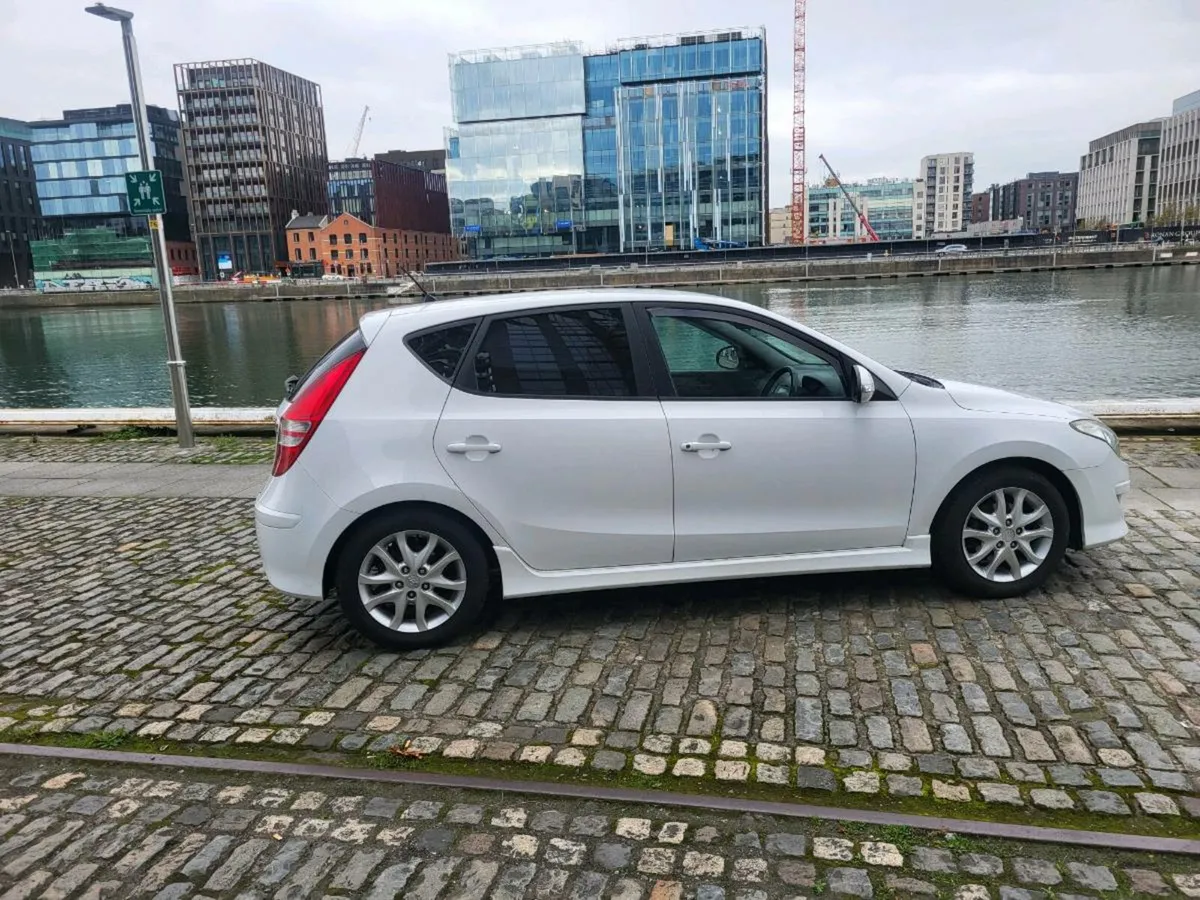Hyundai i30 - Image 3