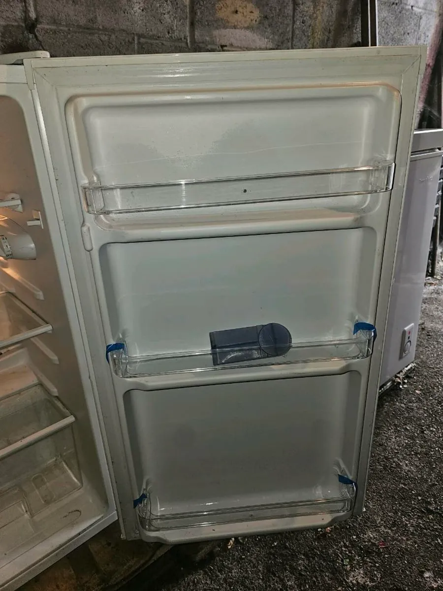 Fridge - small - Image 3