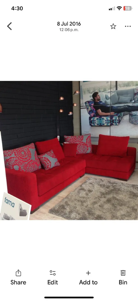 Red Fama Corner  Couch