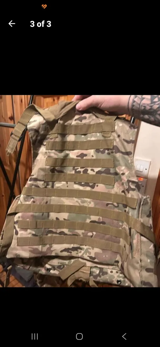 Tactical hunting vest medium to large - Image 3