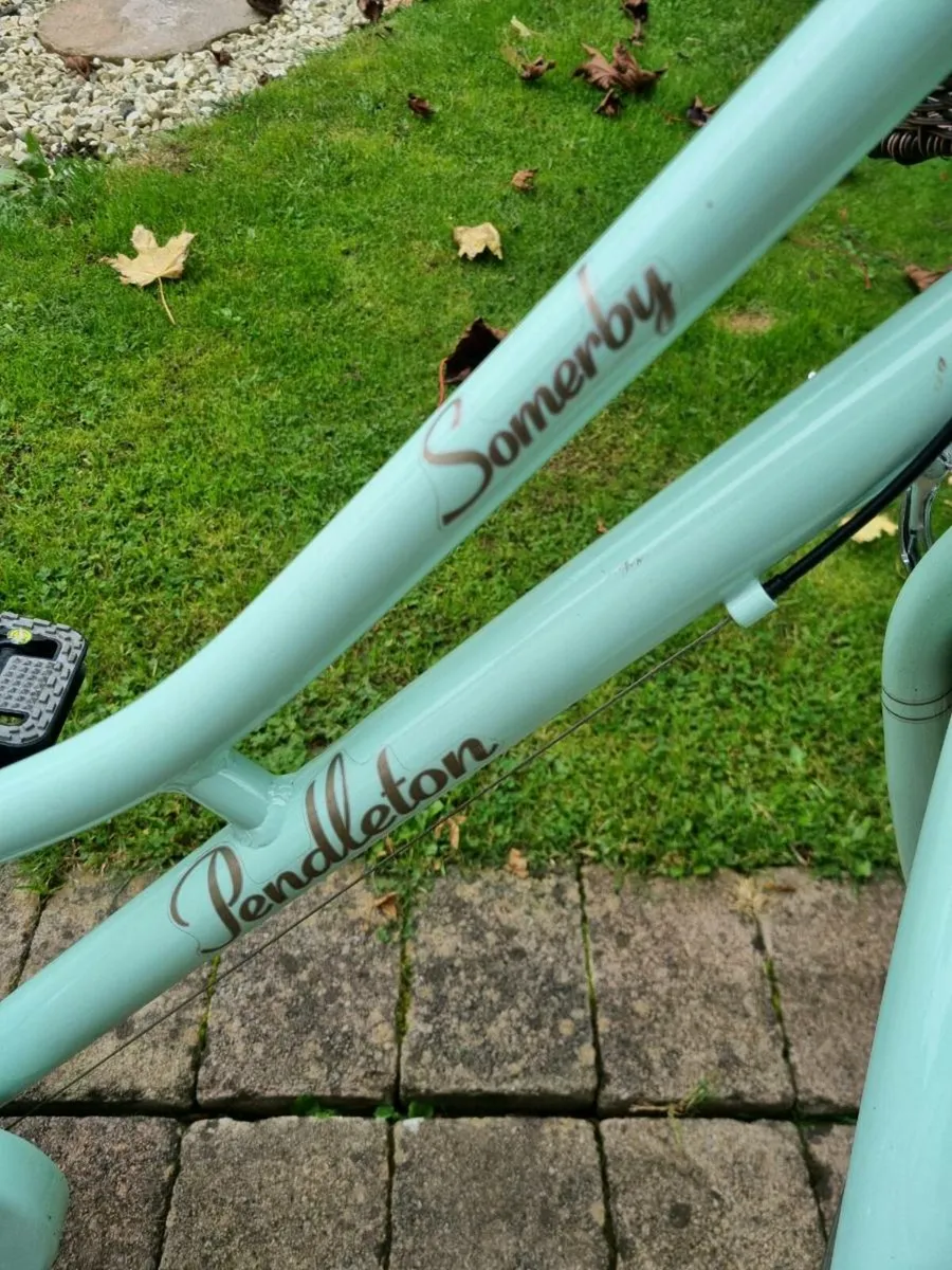 Pendleton Girls Bike - Image 3