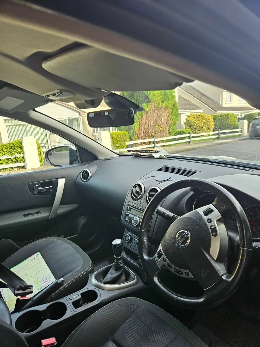Nissan Qashqai 2010 - Image 2