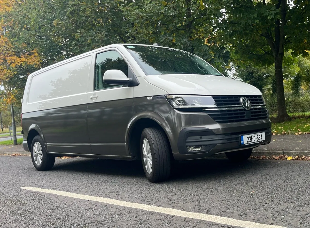 Volkswagen Transporter 2023 Automatic - Image 2