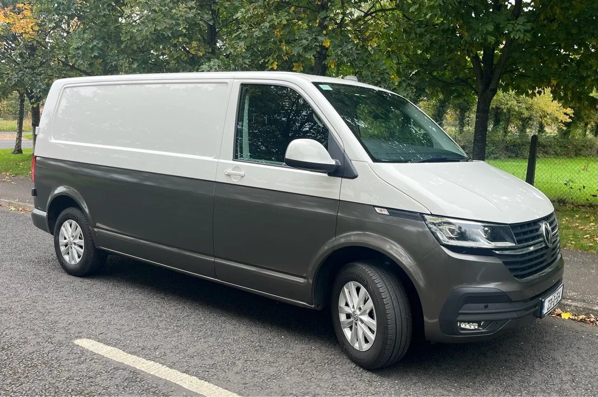 Volkswagen Transporter 2023 Automatic - Image 3