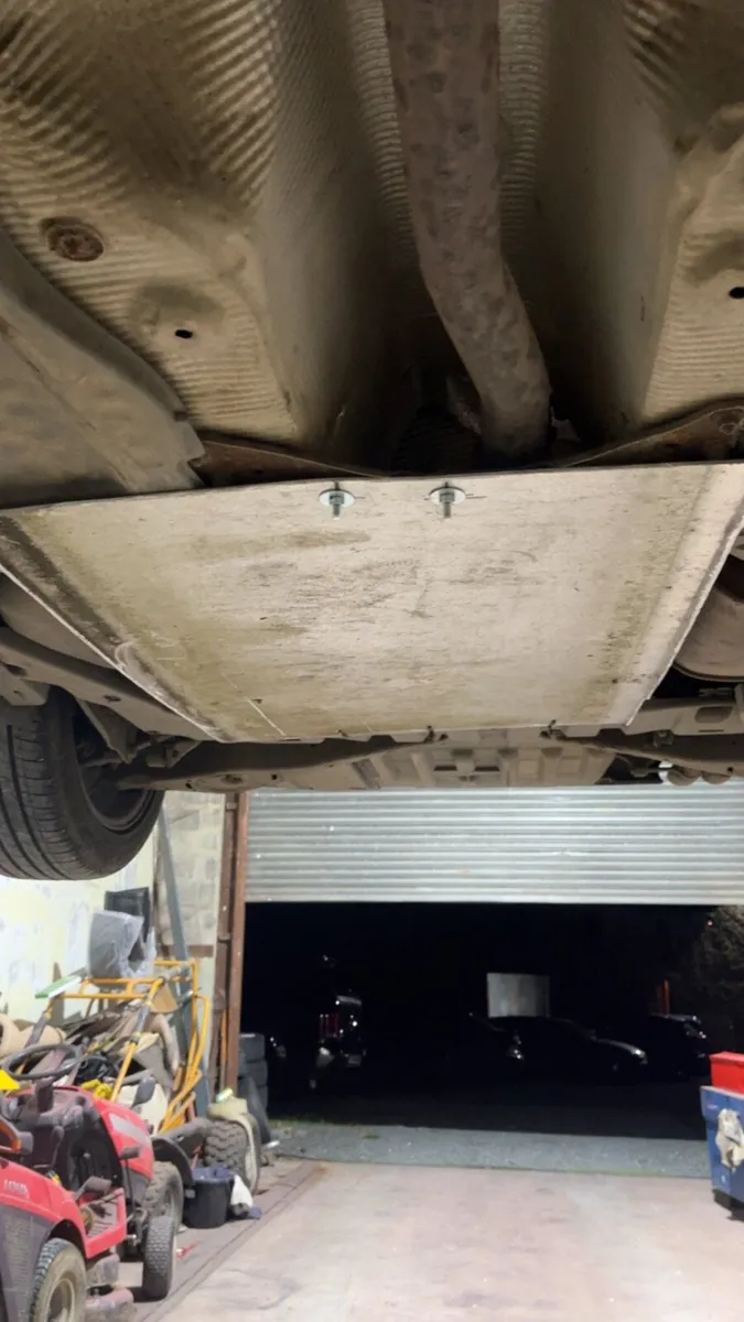 Cr170 B7 Passat - Image 4