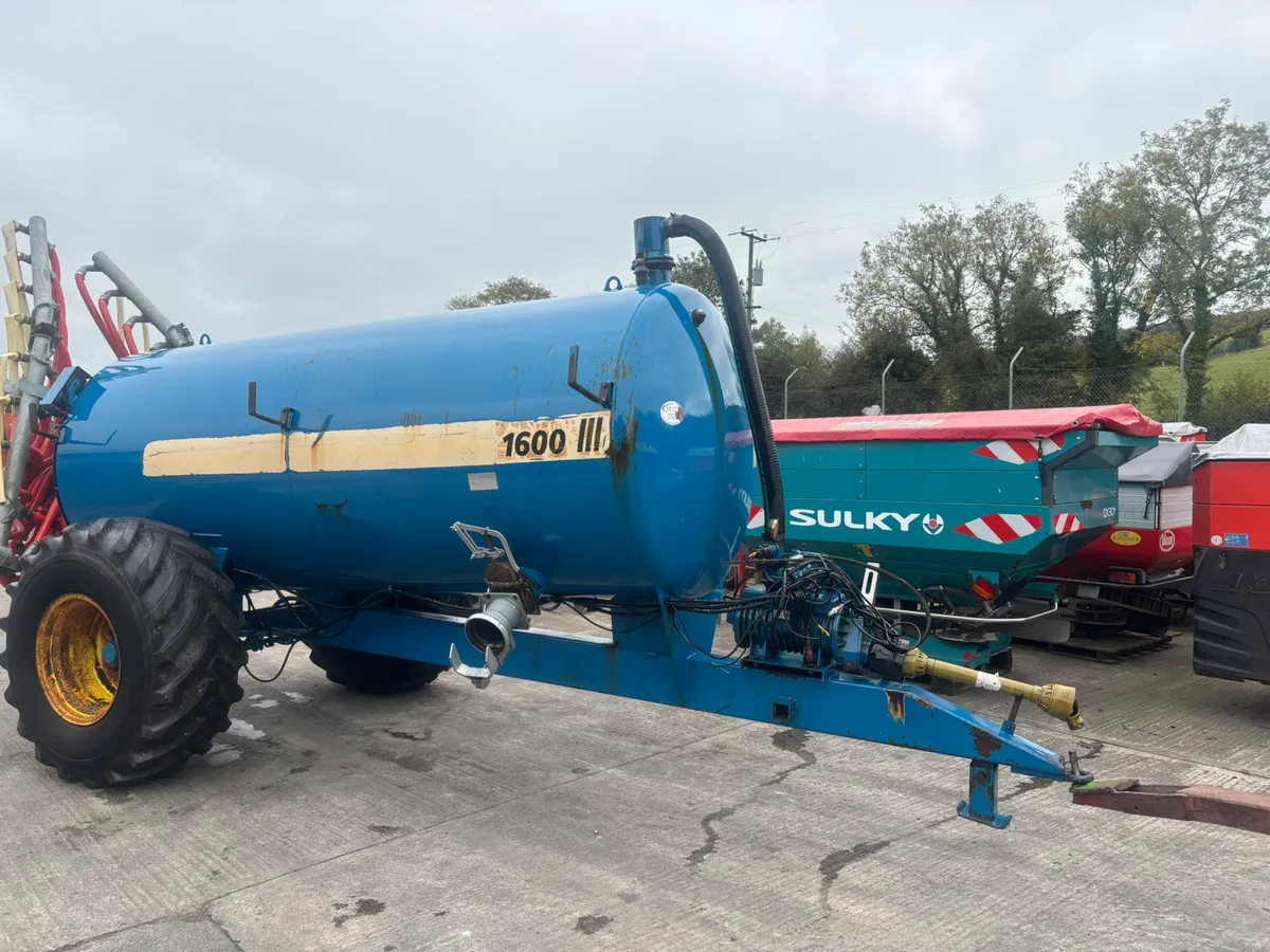 CONOR 1600 TANKER AND DRIBBLE BAR - Image 1