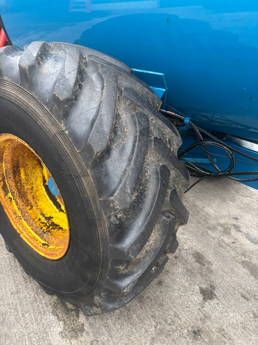 CONOR 1600 TANKER AND DRIBBLE BAR - Image 2
