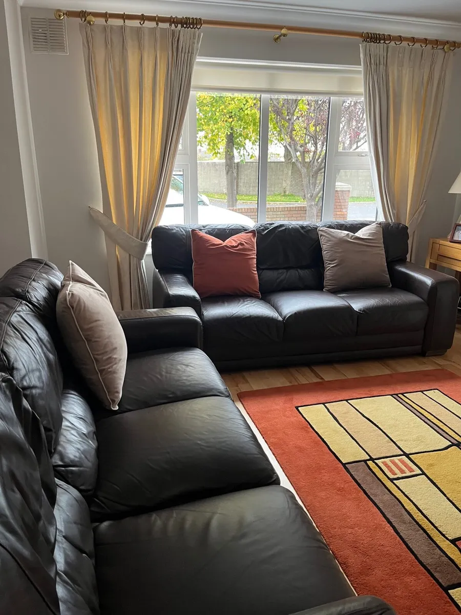 2 Couches/Sofas - Image 2
