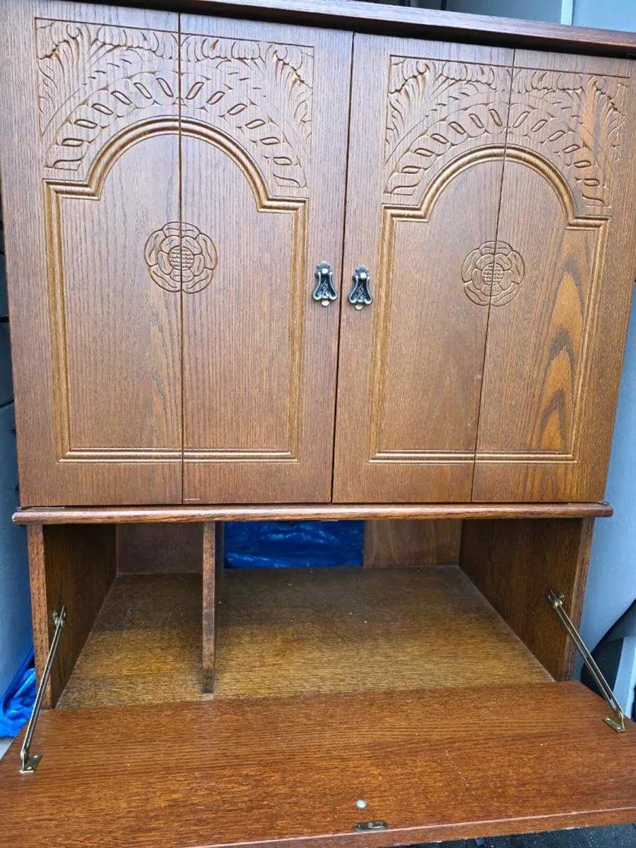 Cabinet unit or drink bar
H 102 cm D 47 cm W 80 cm - Image 2