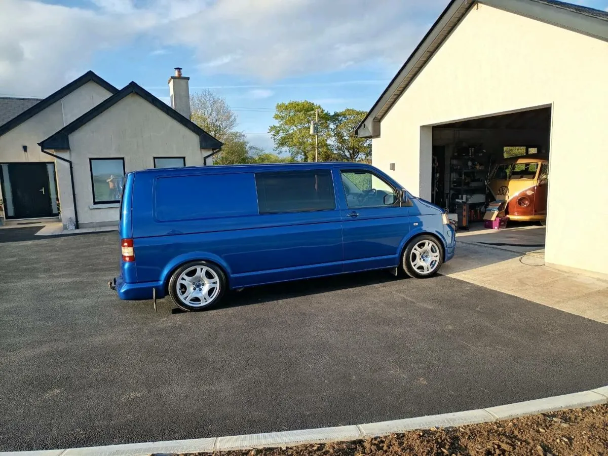 VwT5 crewcab/ day van - Image 2