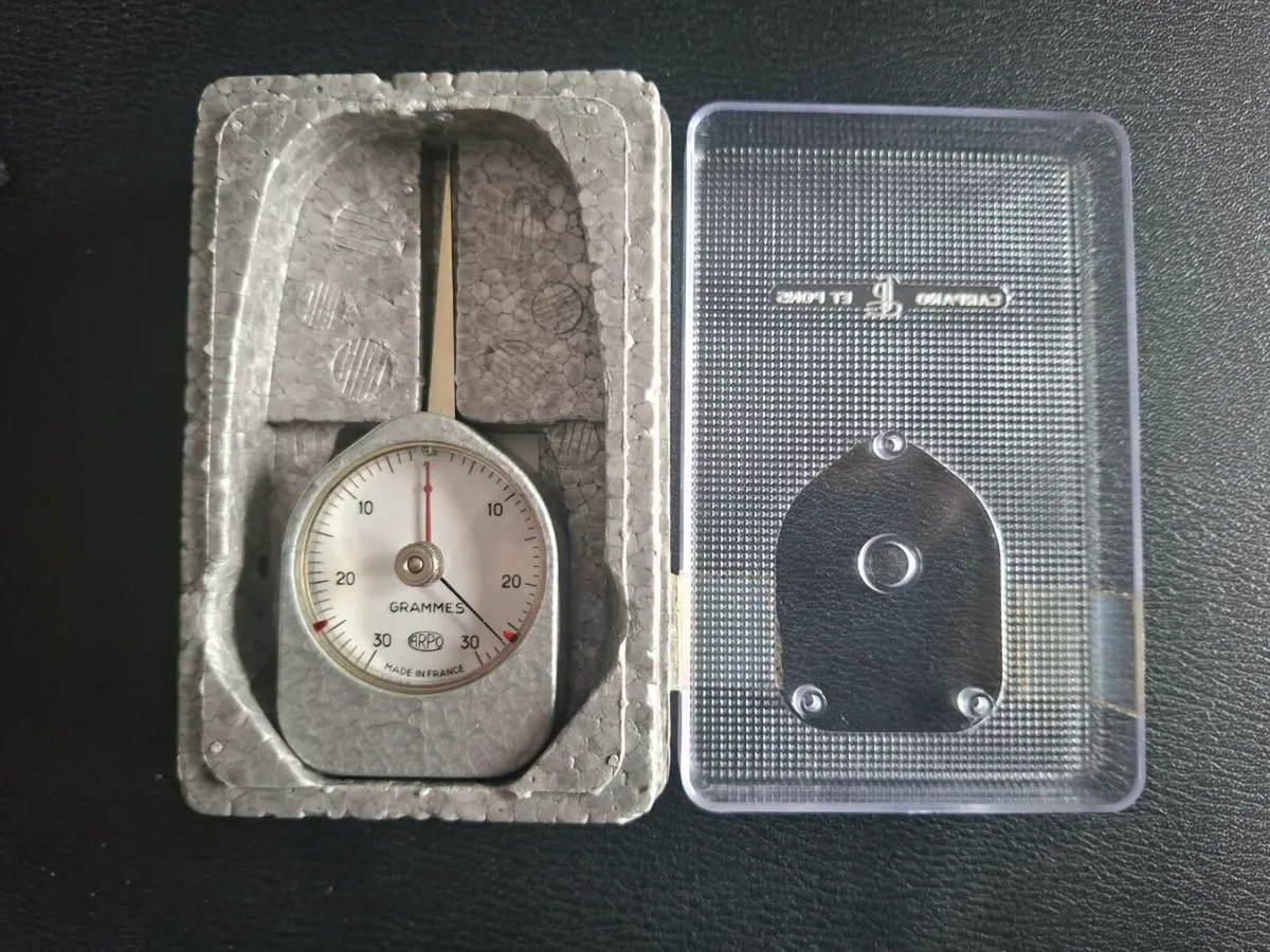 Vintage Tension Gauge made in France - Image 4