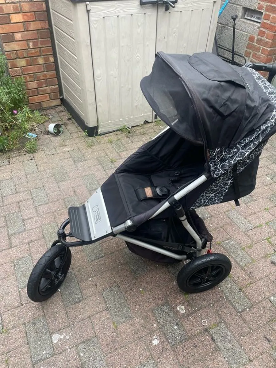 Mountain Buggy Urban Terrain with Travel Bag and Off Road Wheels - Image 1