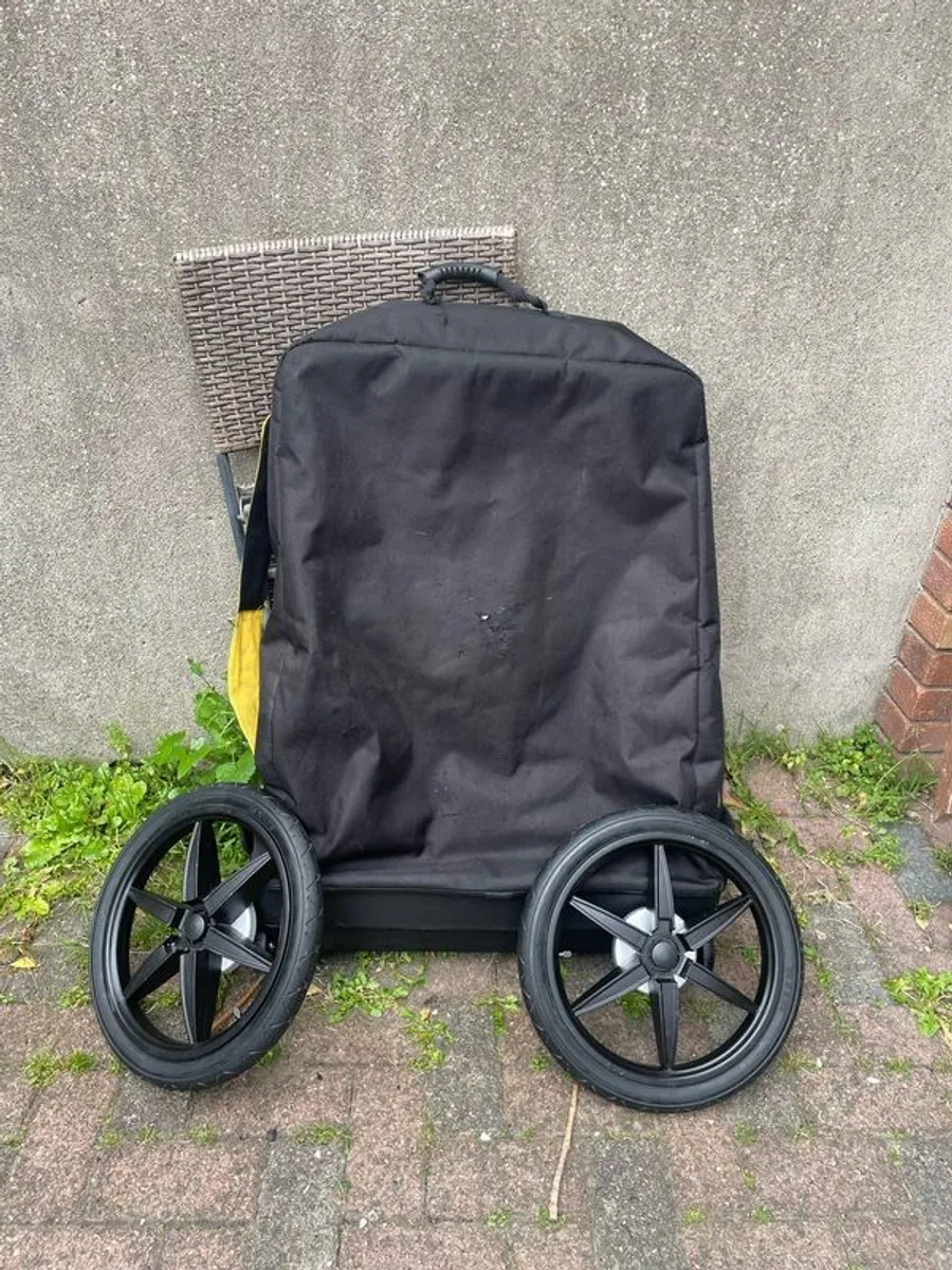 Mountain Buggy Urban Terrain with Travel Bag and Off Road Wheels - Image 3